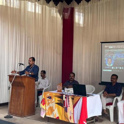 Dr. P Jayaprakash, Principal, Govt. College of Engineering Kannur, inaugurating the seminar